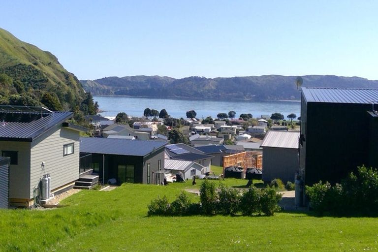 Photo of property in 17 Seaview Drive, Mahia, 4198