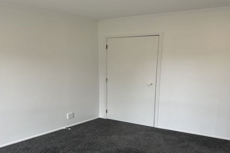 Photo of property in 1/5 Merriefield Avenue, Forrest Hill, Auckland, 0620