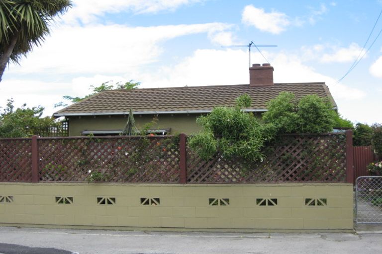Photo of property in 10 Bass Street, Woolston, Christchurch, 8062