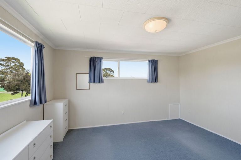 Photo of property in 2/16 Kawau Crescent, Bromley, Christchurch, 8062