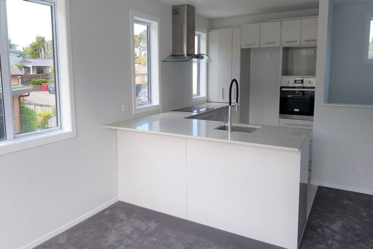 Photo of property in 12b Relko Crescent, Torbay, Auckland, 0630