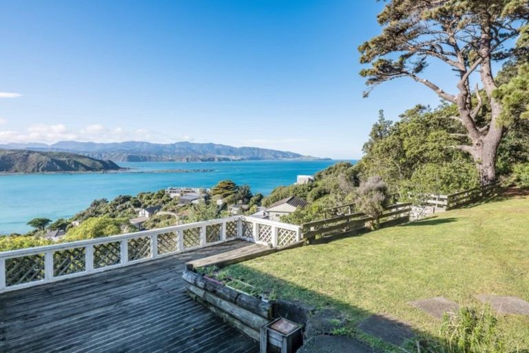 Photo of property in 103 View Road, Houghton Bay, Wellington, 6023