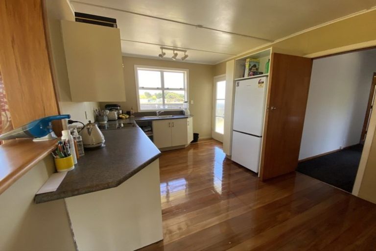 Photo of property in 5 Kowhai Place, Eltham, 4322