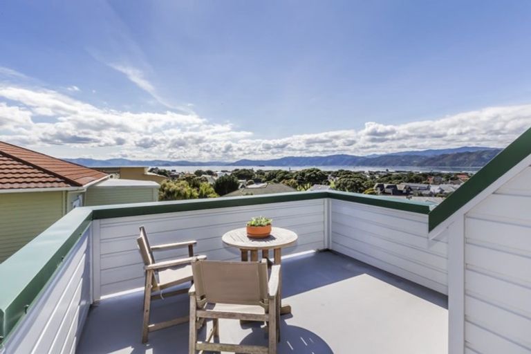 Photo of property in 97 Inglis Street, Seatoun, Wellington, 6022