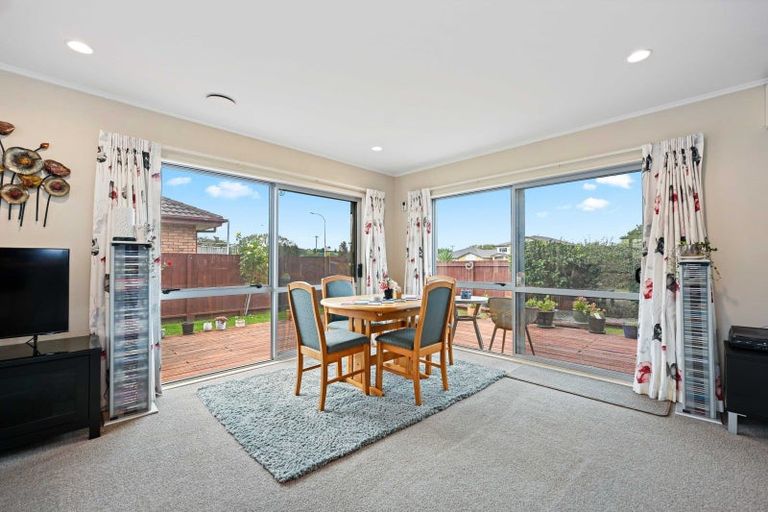 Photo of property in 31 Wiltshire Drive, Huntington, Hamilton, 3210