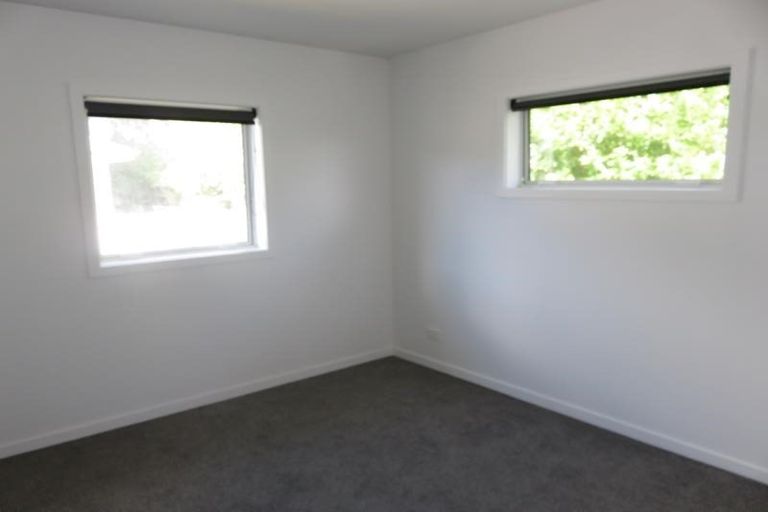 Photo of property in 56c Nicholson Road, Khandallah, Wellington, 6035