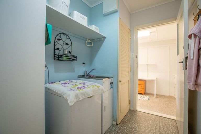 Photo of property in 12b Beauchamp Street, Tawa, Wellington, 5028