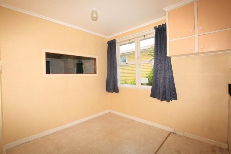 Photo of property in 12 Mawney Road, Henderson, Auckland, 0610