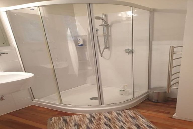 Photo of property in 76 Mount Pleasant Road, Mount Pleasant, Christchurch, 8081