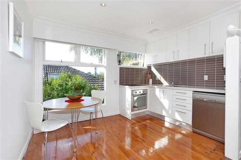 Photo of property in 7/2 Westwood Terrace, Saint Marys Bay, Auckland, 1011
