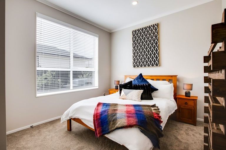 Photo of property in 15 Remana Crescent, Huapai, Kumeu, 0810