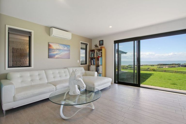 Photo of property in 205 Clarks Beach Road, Clarks Beach, Pukekohe, 2679