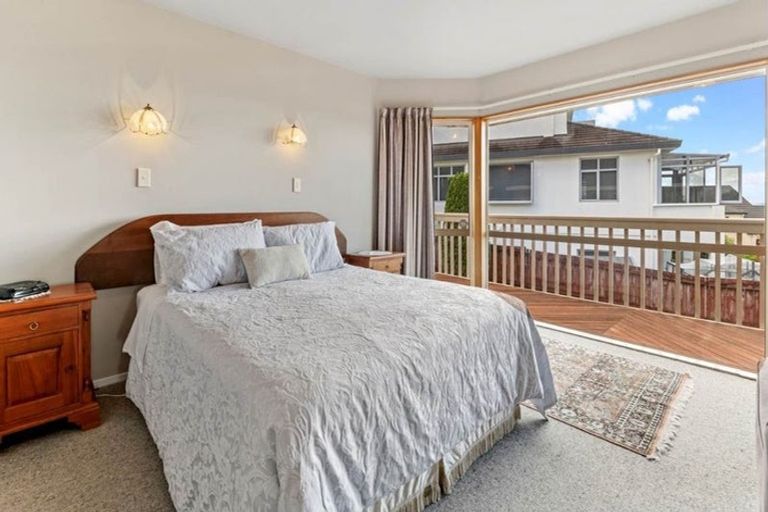 Photo of property in 136 West Hoe Heights, Orewa, 0931