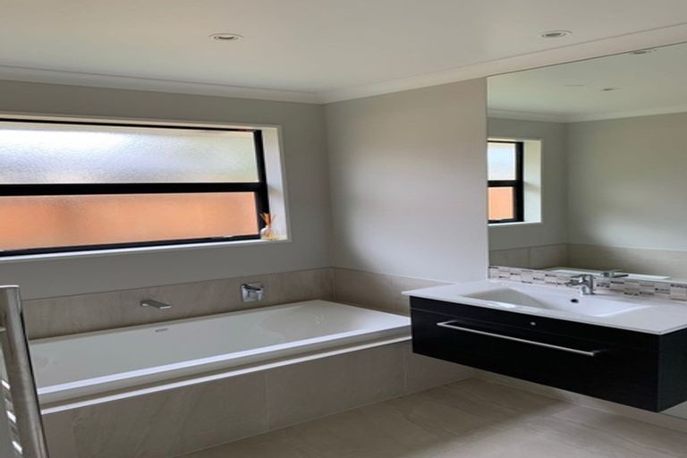 Photo of property in 14 Malachy Grove, Aidanfield, Christchurch, 8025