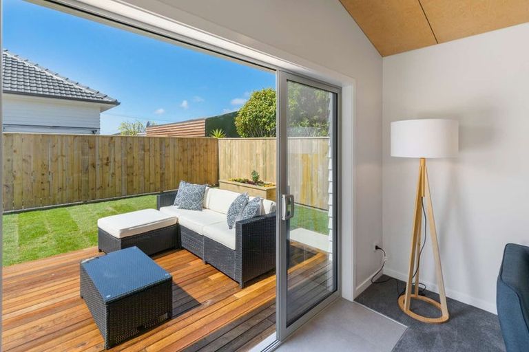 Photo of property in 42a Dorset Street, Levin, 5510