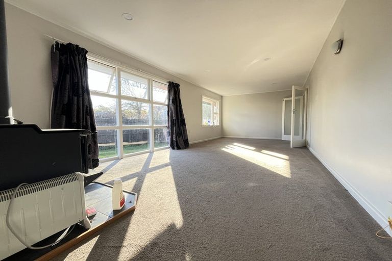 Photo of property in 31 Fifield Terrace, Waltham, Christchurch, 8023