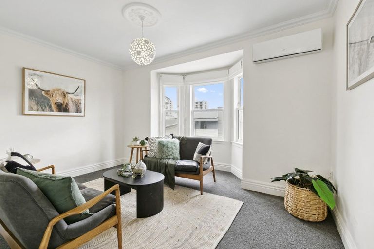 Photo of property in 27 Princess Terrace, Newtown, Wellington, 6021