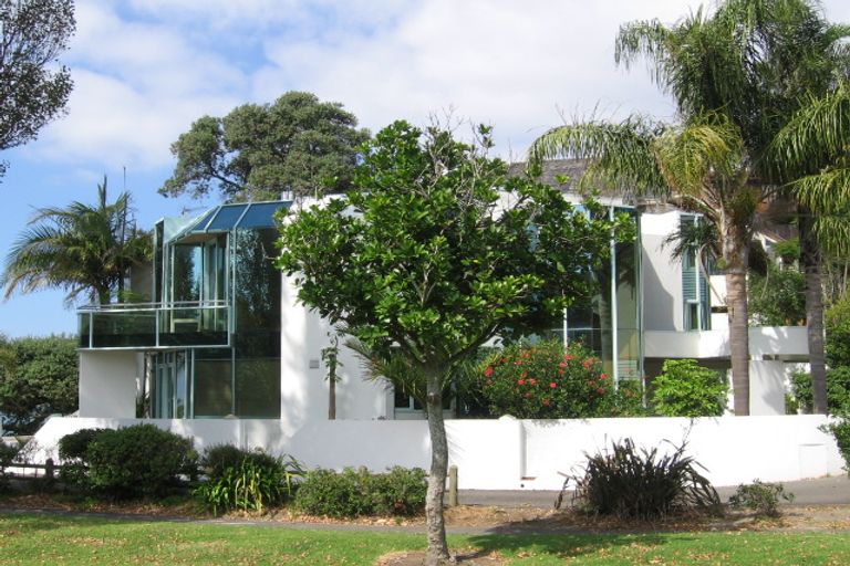 Photo of property in 61a Beach Road, Castor Bay, Auckland, 0620