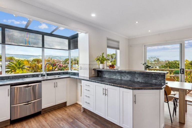 Photo of property in 55 Martin Road, Paraparaumu Beach, Paraparaumu, 5032