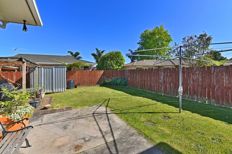 Photo of property in 1/9 Elizabeth Street, Papakura, 2110
