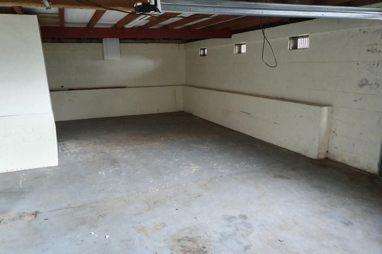 Photo of property in 217 Frankley Road, Frankleigh Park, New Plymouth, 4310