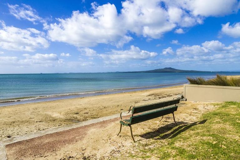 Photo of property in 3/4 Cecil Road, Milford, Auckland, 0620