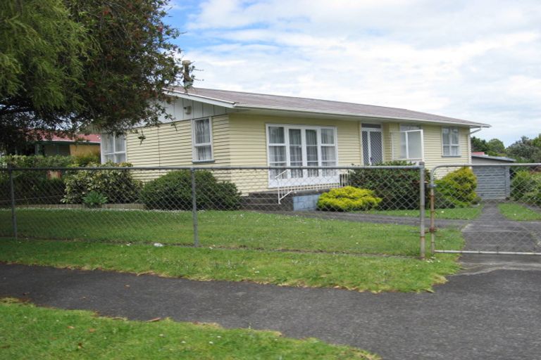 Photo of property in 20 Duggan Avenue, Mangere, Auckland, 2022