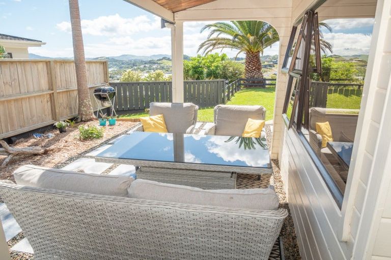 Photo of property in 8 Haekaro Lane, Cable Bay, 0420