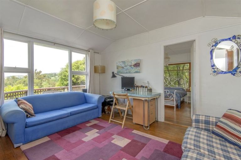 Photo of property in 1091 Dyers Pass Road, Governors Bay, Lyttelton, 8971