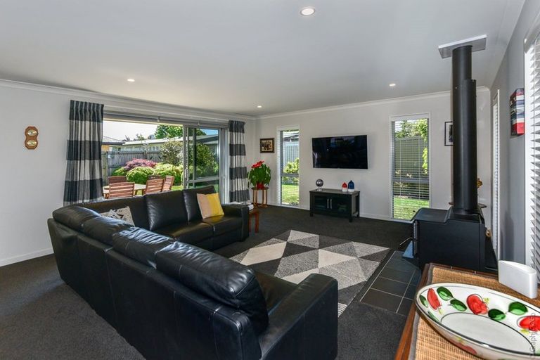 Photo of property in 25 Walter Place, Kirwee, Darfield, 7571