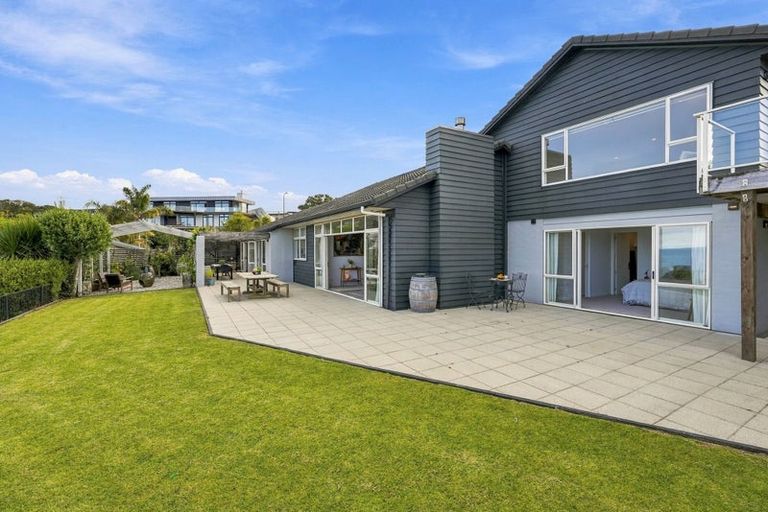 Photo of property in 33 Lax Crescent, Leigh, 0985