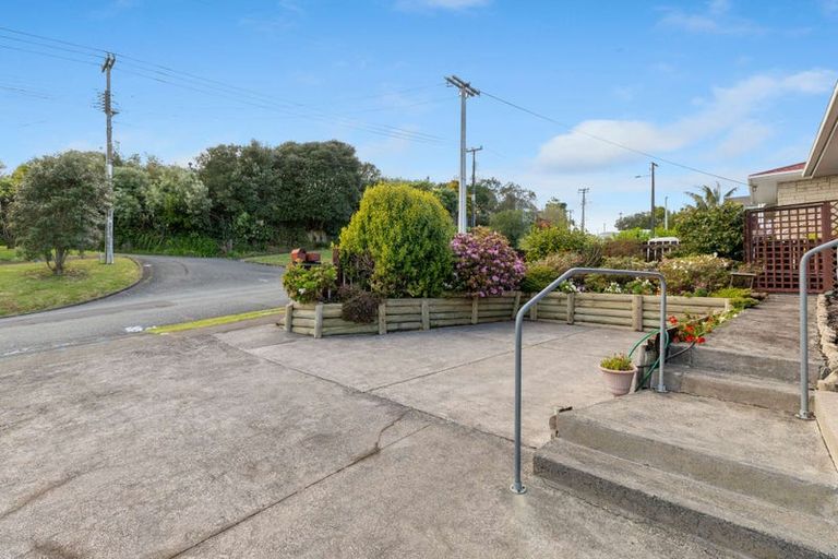Photo of property in 11a Garfield Road, Helensville, 0800