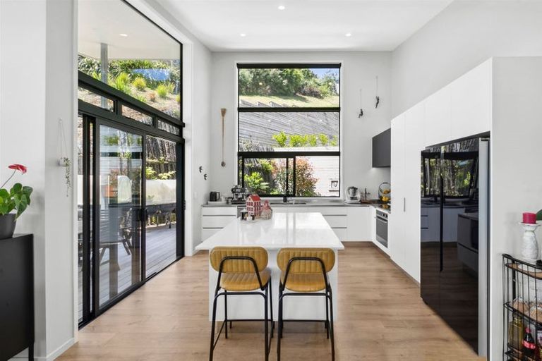 Photo of property in 90b Karina Road, Merrilands, New Plymouth, 4312