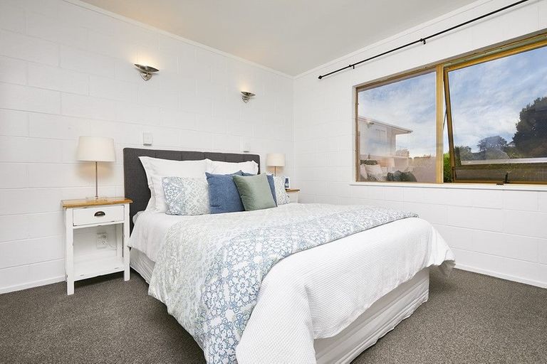 Photo of property in 5/22a Church Street, Northcote Point, Auckland, 0627