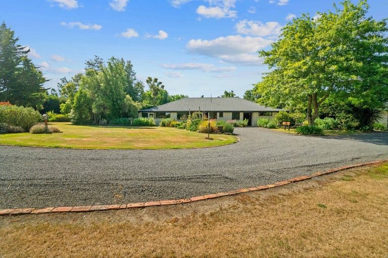 Photo of property in 6 Kowhai Drive, Darfield, 7510