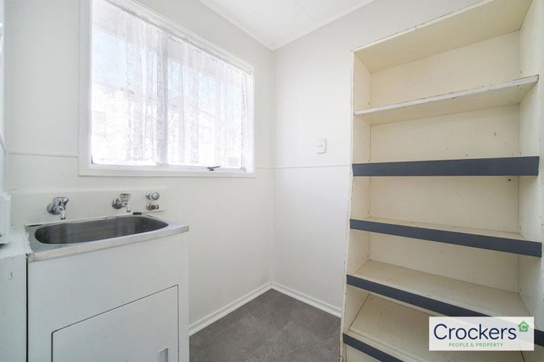 Photo of property in 2 Tuna Place, Manurewa, Auckland, 2102