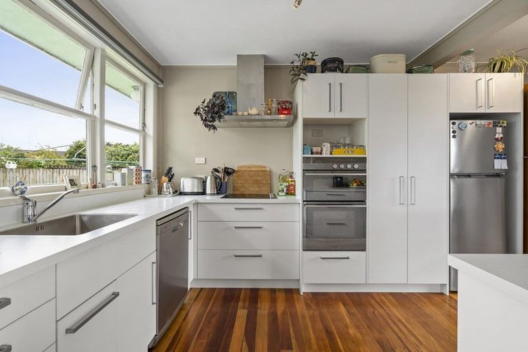 Photo of property in 105 Shakespeare Street, Leamington, Cambridge, 3432