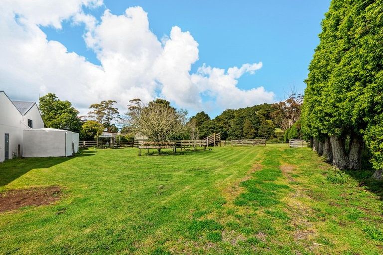 Photo of property in 523 State Highway 1, Kauri, Kamo, 0185