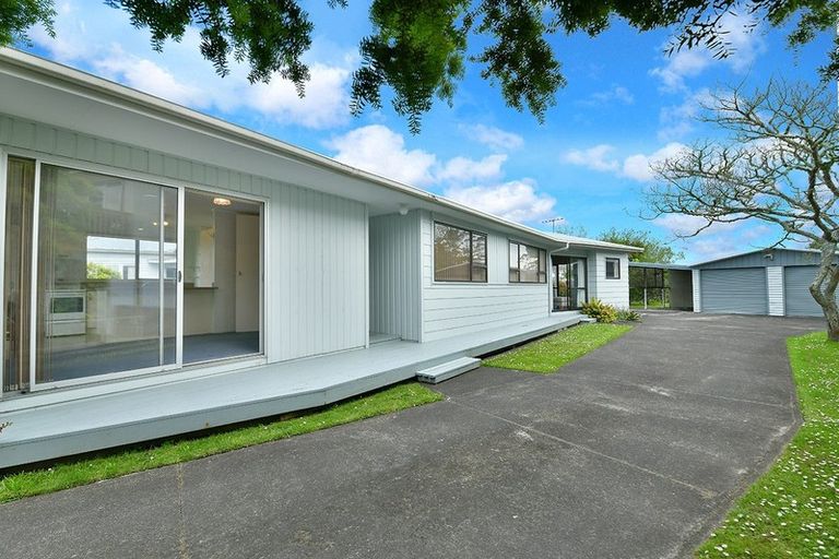 Photo of property in 207 Parkhurst Road, Parakai, 0830