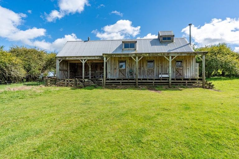 Photo of property in 172 Foster Road, Temple View, Hamilton, 3290