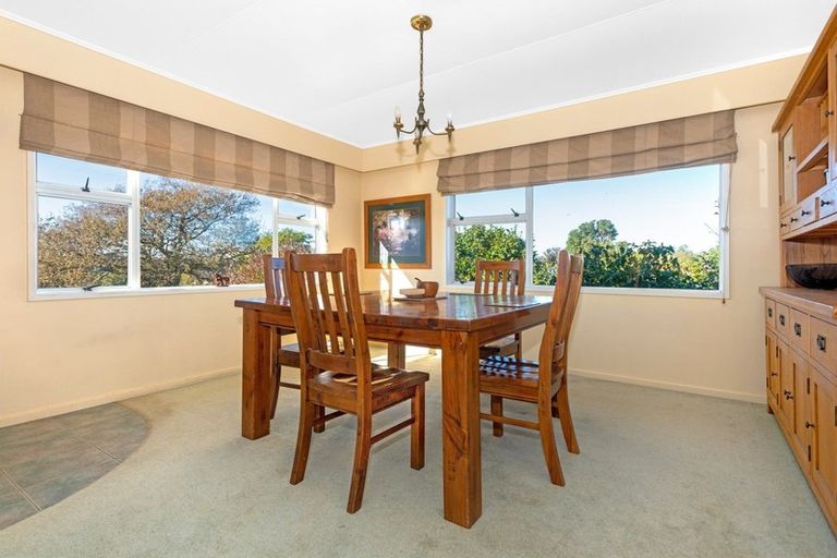 Photo of property in 12 Banks Street, Tolaga Bay, 4077