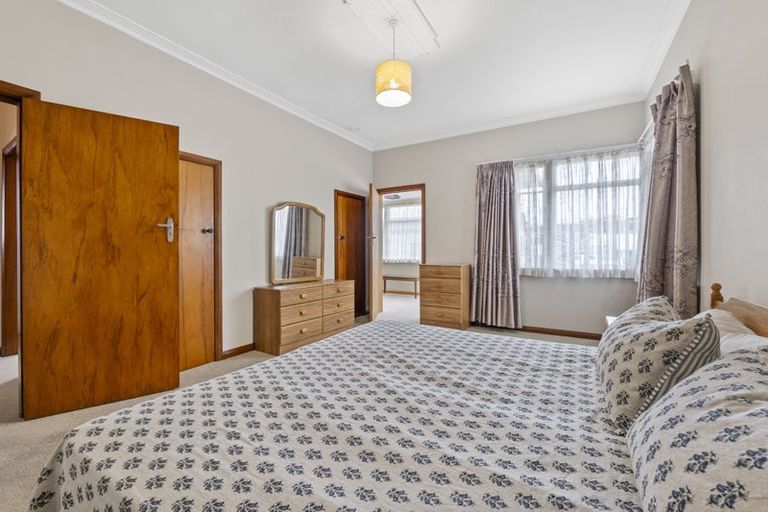 Photo of property in 91 Tukapa Street, Westown, New Plymouth, 4310