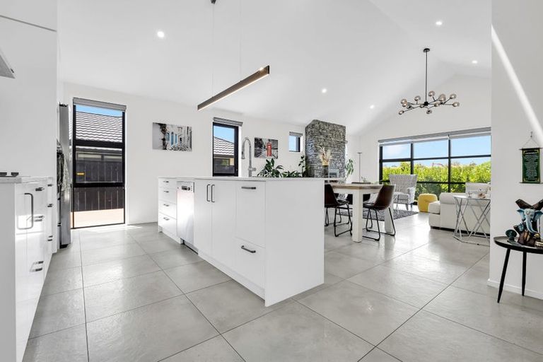 Photo of property in 63 Te Paea Avenue, Paerata, 2124