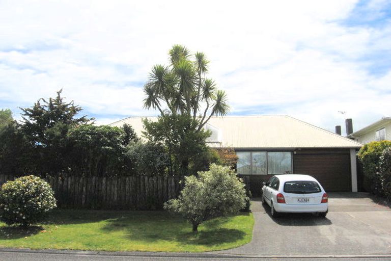 Photo of property in 2 Williams Street, Taupo, 3330