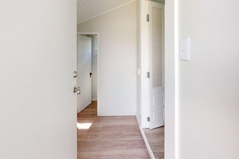 Photo of property in 21 Victoria Street, Levin, 5510