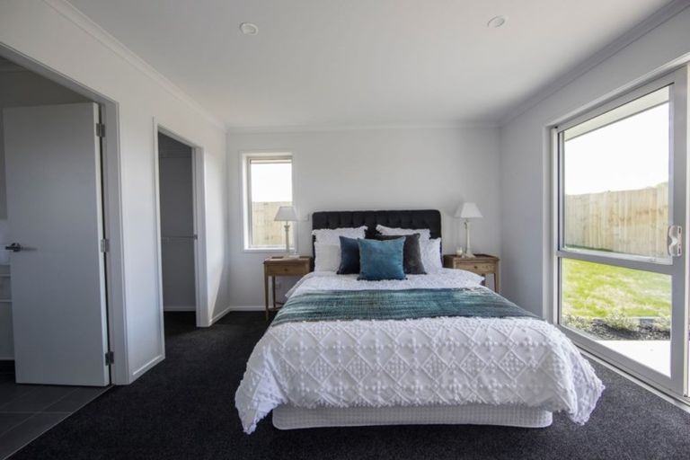 Photo of property in 8 Tawhiti Road, Pukekohe, 2120