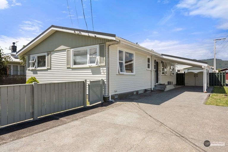 Photo of property in 184 Taita Drive, Avalon, Lower Hutt, 5011