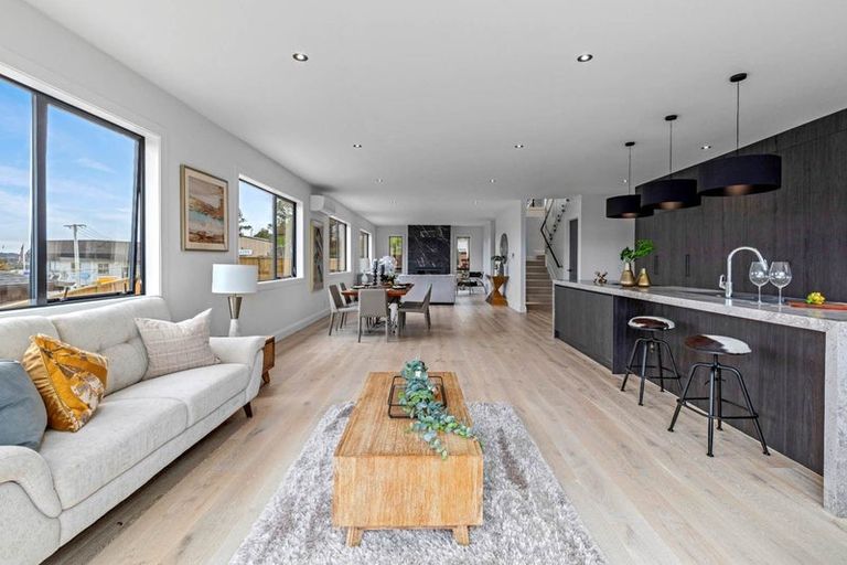 Photo of property in 54 Wainui Road, Silverdale, 0932