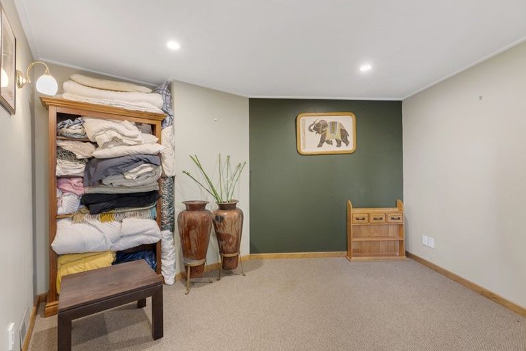 Photo of property in 19 Jensen Street, Hokowhitu, Palmerston North, 4410