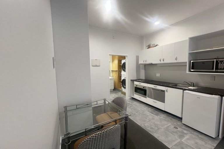 Photo of property in Edward Street Apartments, 15/3 Edward Street, Te Aro, Wellington, 6011